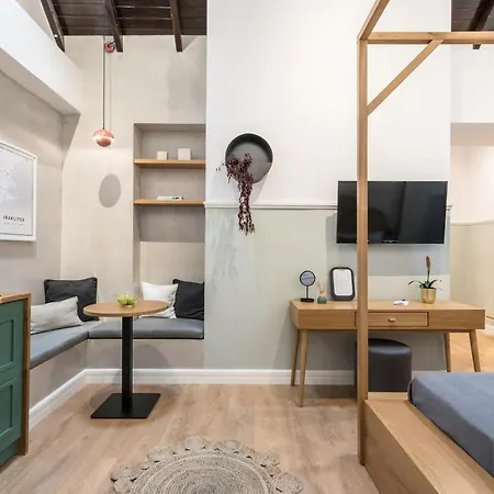 The Anthemion House 3* カヴァラ