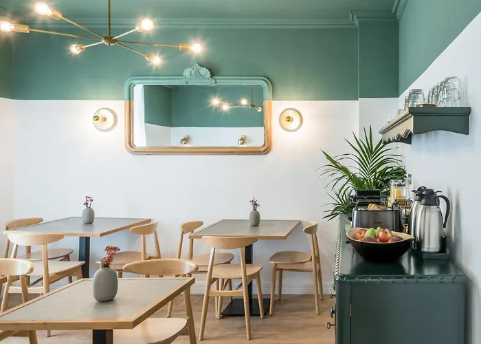 The Anthemion House 3*