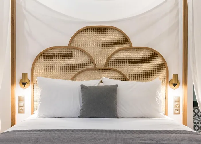 The Anthemion House Отель 3*